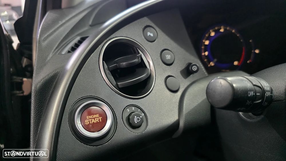Honda Civic 1.4 i-VTEC Sport Edition - 21