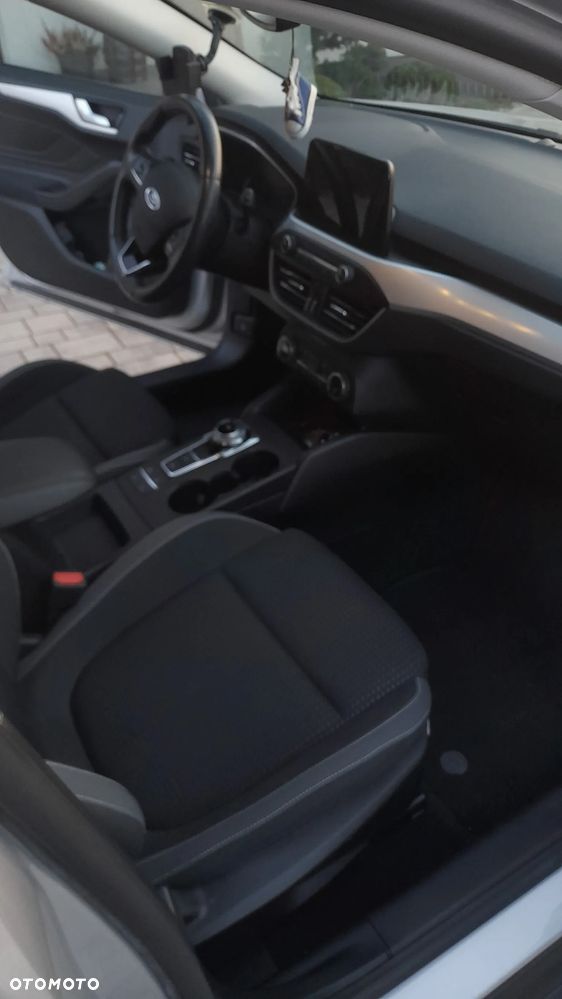Ford Focus 1.5 EcoBlue Start-Stopp-System COOL&CONNECT - 8
