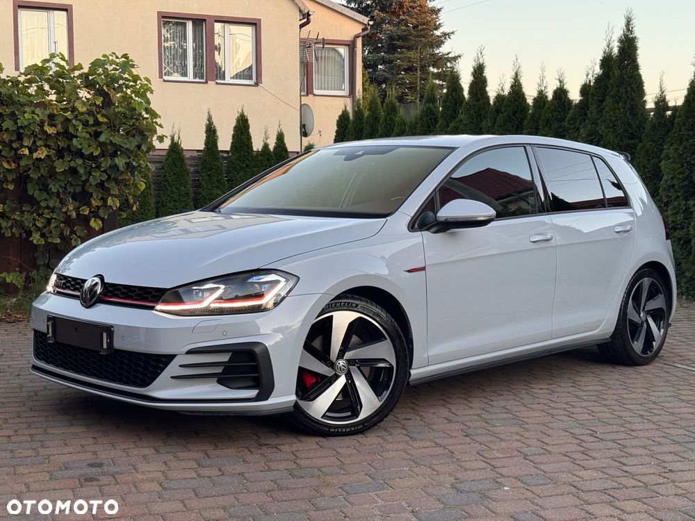 Volkswagen Golf GTI (BlueMotion Technology) - 4