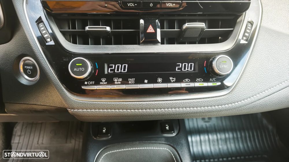Toyota Corolla 1.8 Hybrid Comfort Plus - 20
