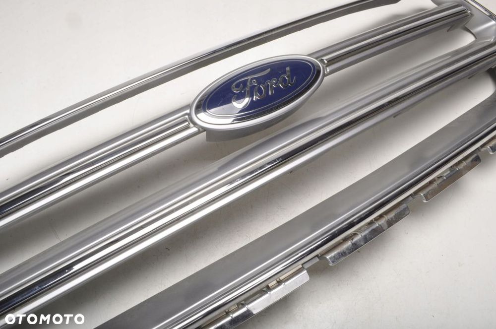 FORD KUGA MK2 ATRAPA GRIL GRILL GV44-8200-D - 5
