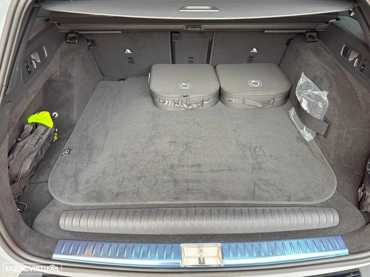 Mercedes-Benz E 300 de 4Matic All-Terrain - 20