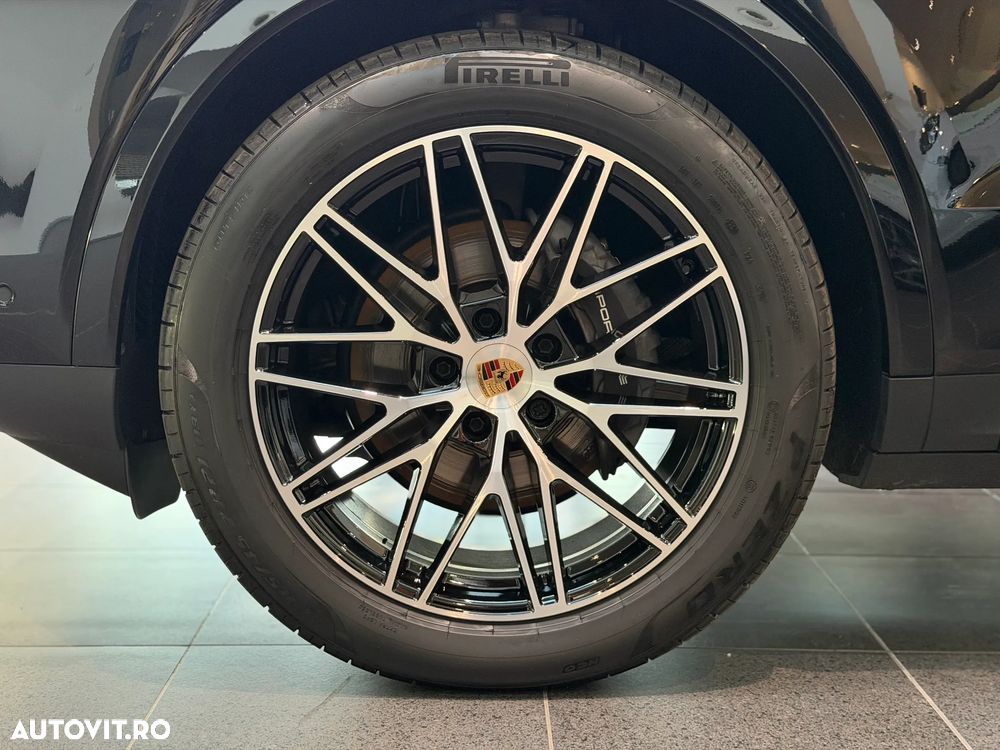 Porsche Cayenne Standard - 14