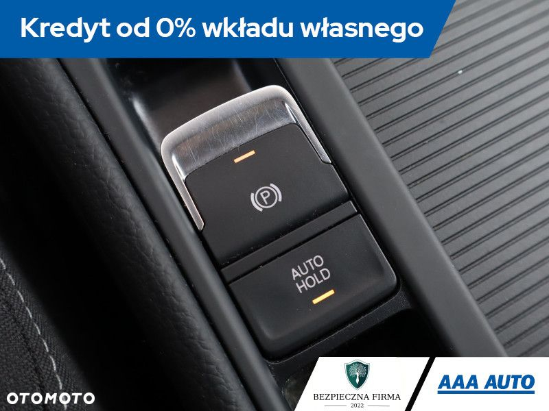 Volkswagen Golf - 13