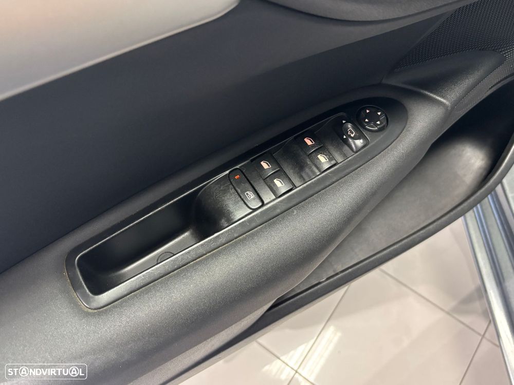 Citroën C4 1.6 e-HDi Business - 24