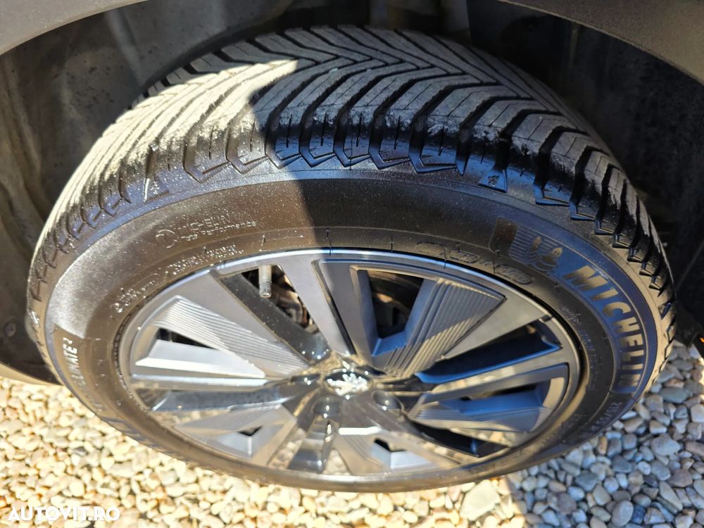 Peugeot 2008 PureTech 155 EAT8 GT - 31