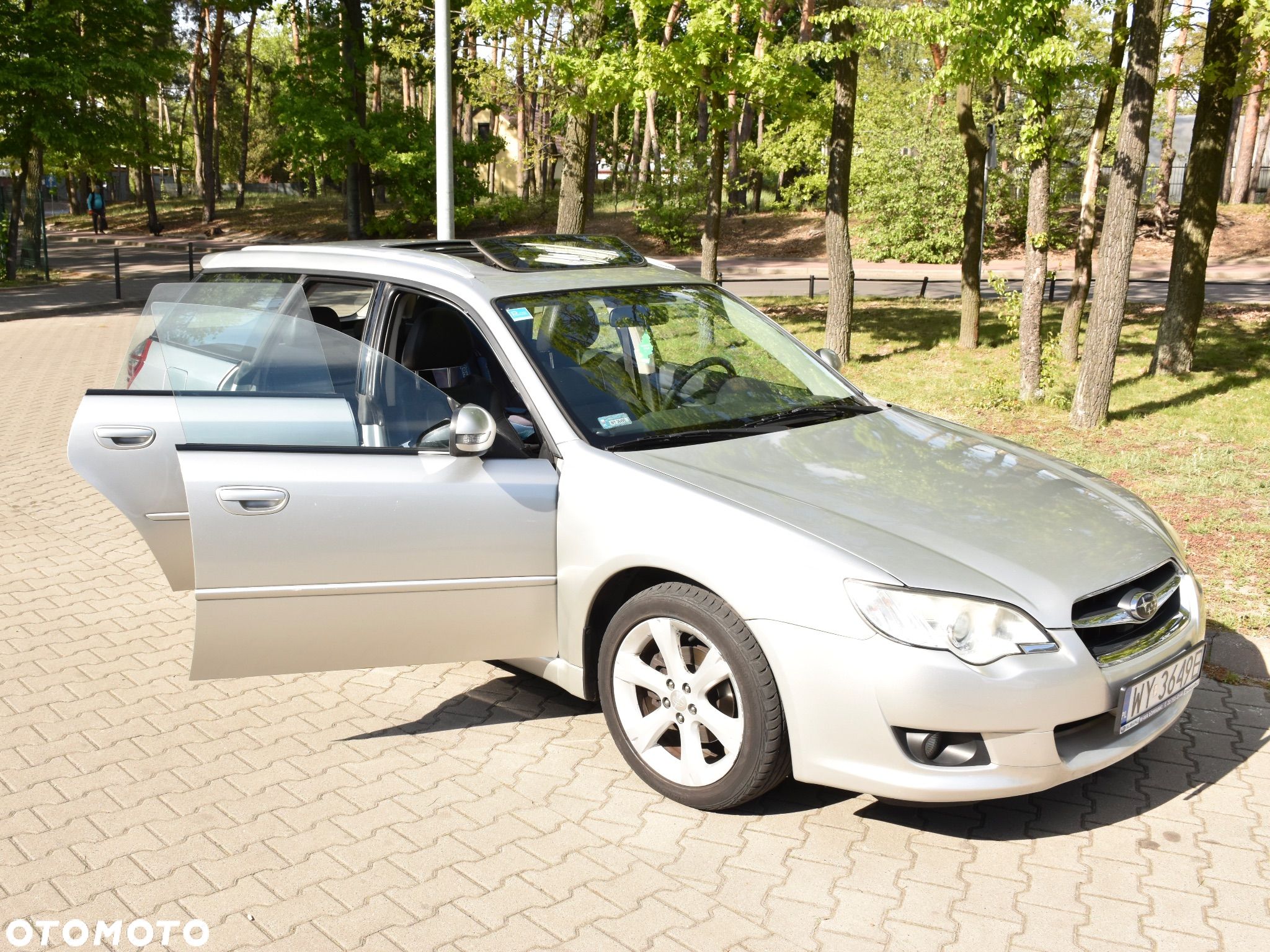 Subaru Legacy - 1