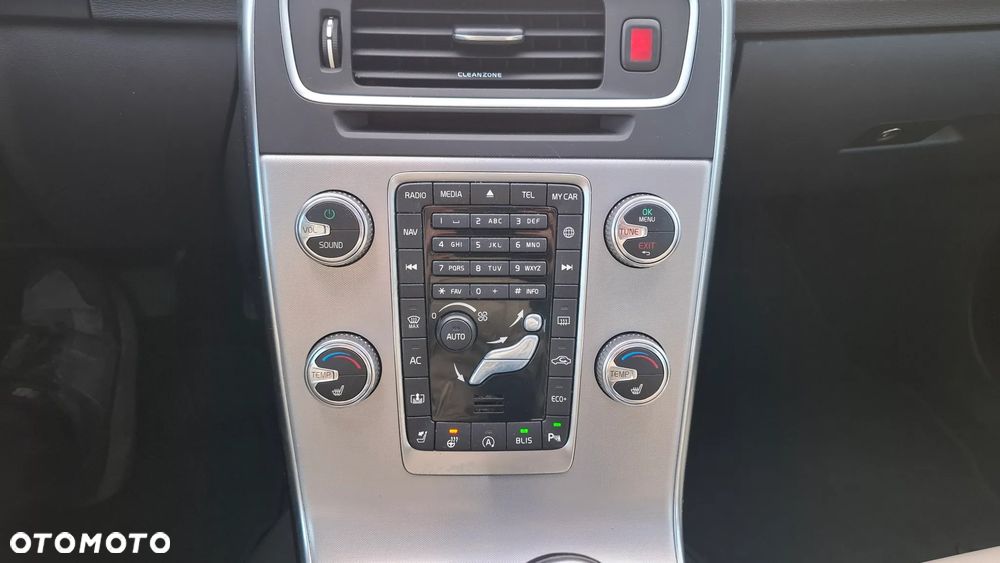 Volvo S60 - 24