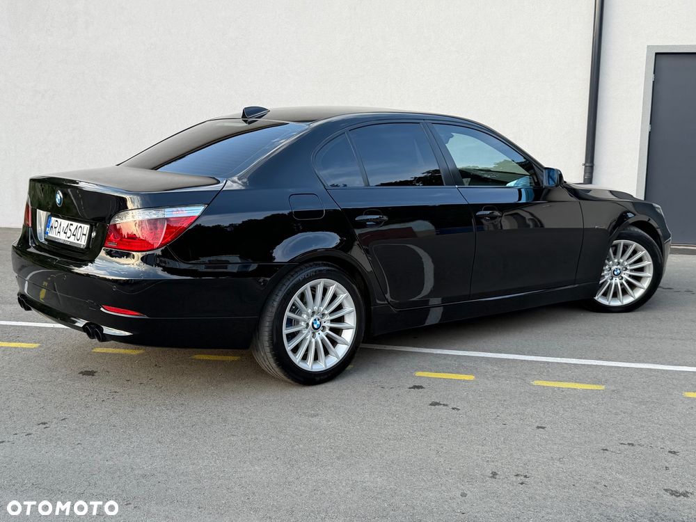 BMW Seria 5 525d Edition Lifestyle - 8