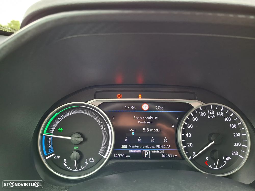 Nissan Juke 1.6 Hybrid Tekna Two Tone - 13