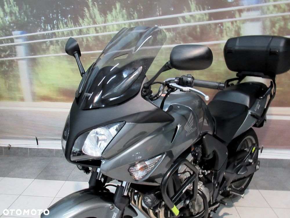 Honda CBF - 12