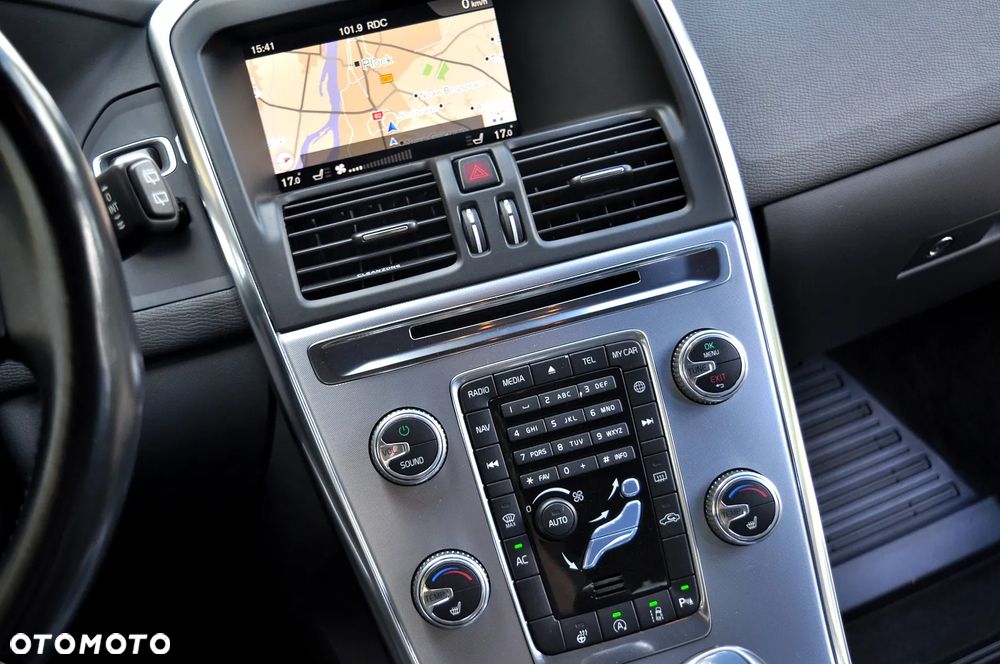 Volvo XC 60 D4 Summum - 25