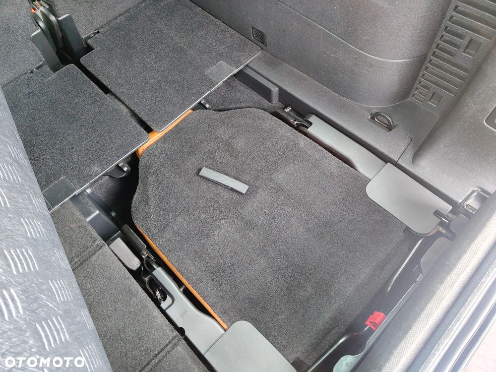 Citroën C4 Grand Picasso 2.0 HDi Exclusive - 28