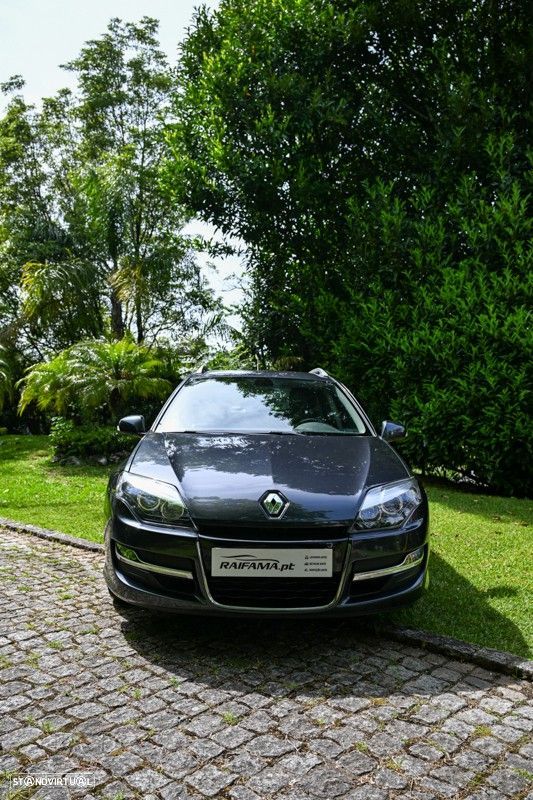 Renault Laguna Break 2.0 dCi Dynamique S 120g - 8