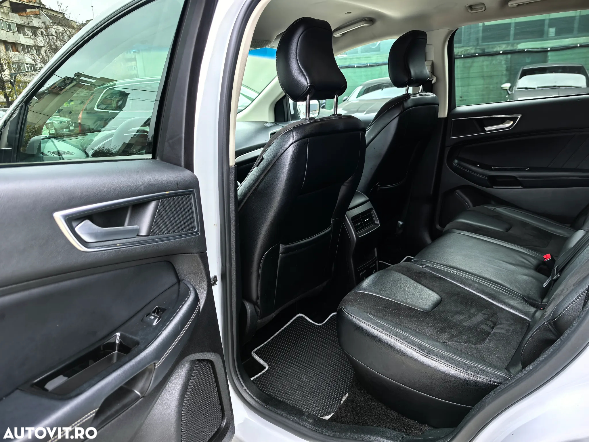 Ford Edge 2.0 TDCi Bi-Turbo 4x4 ST-LINE - 9