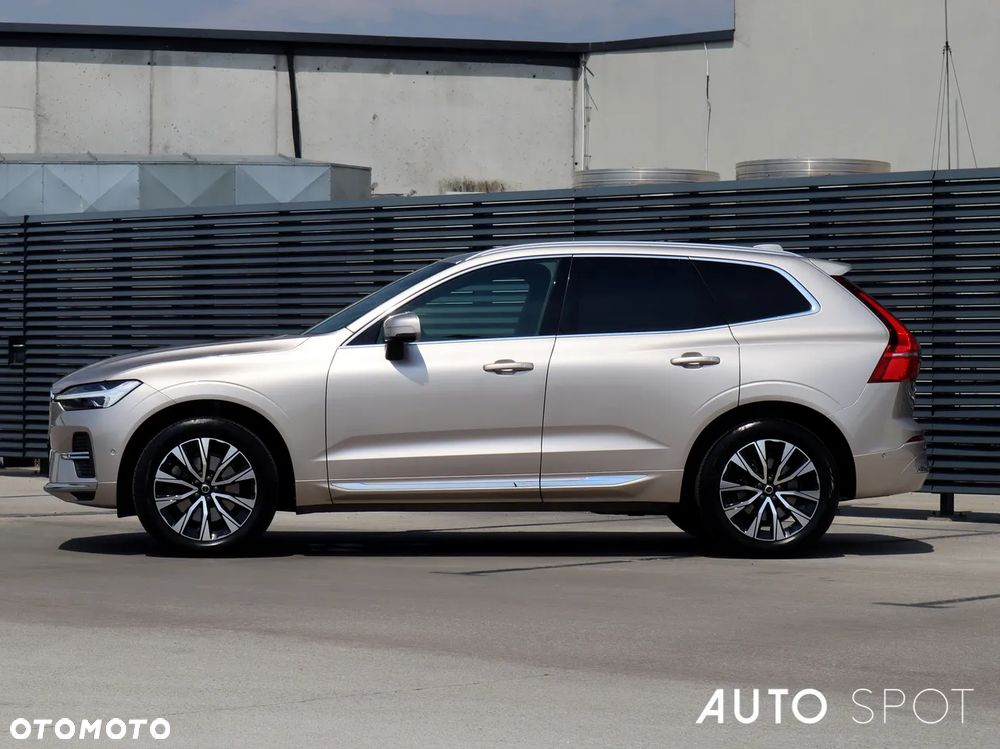 Volvo XC 60 B4 B Plus Bright - 2