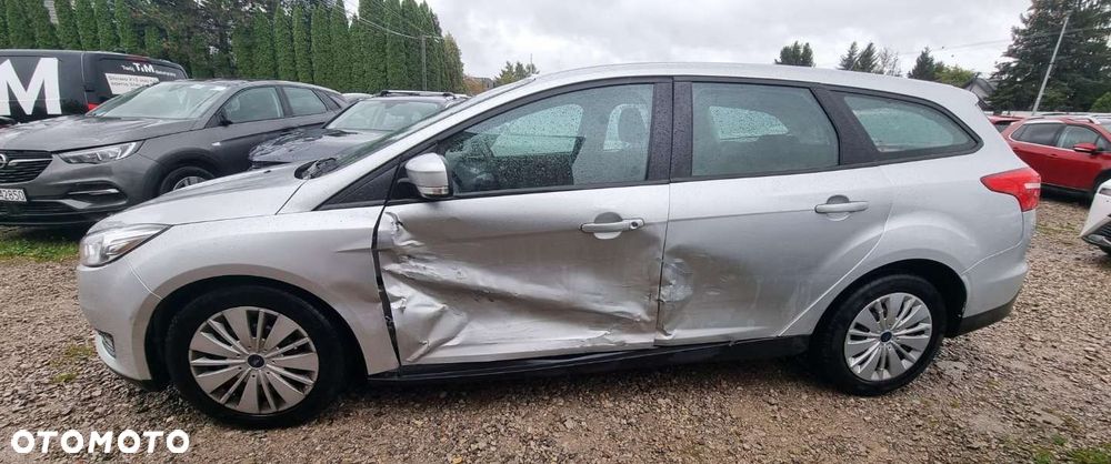 Ford Focus - 16