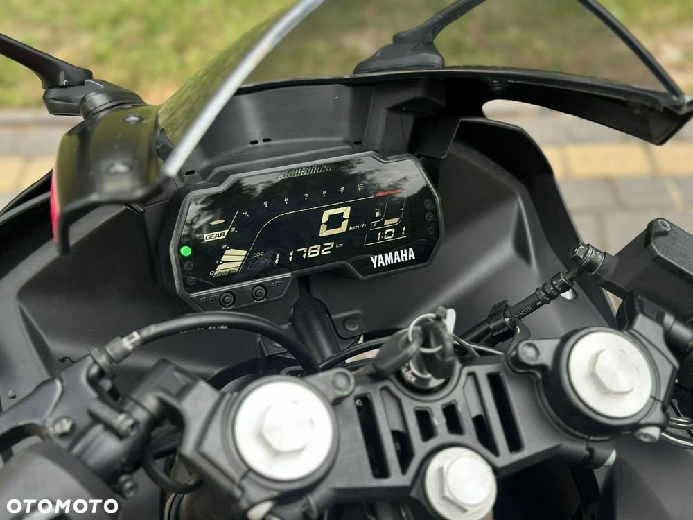 Yamaha R125 - 11