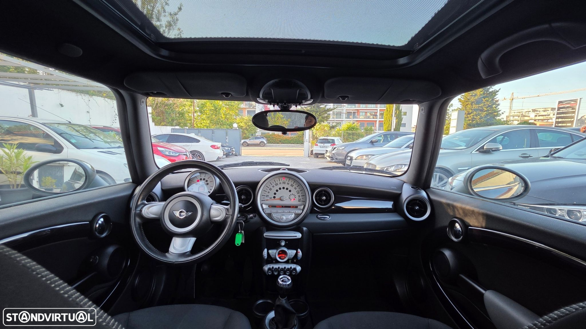 MINI 3 Portas Cooper D - 27