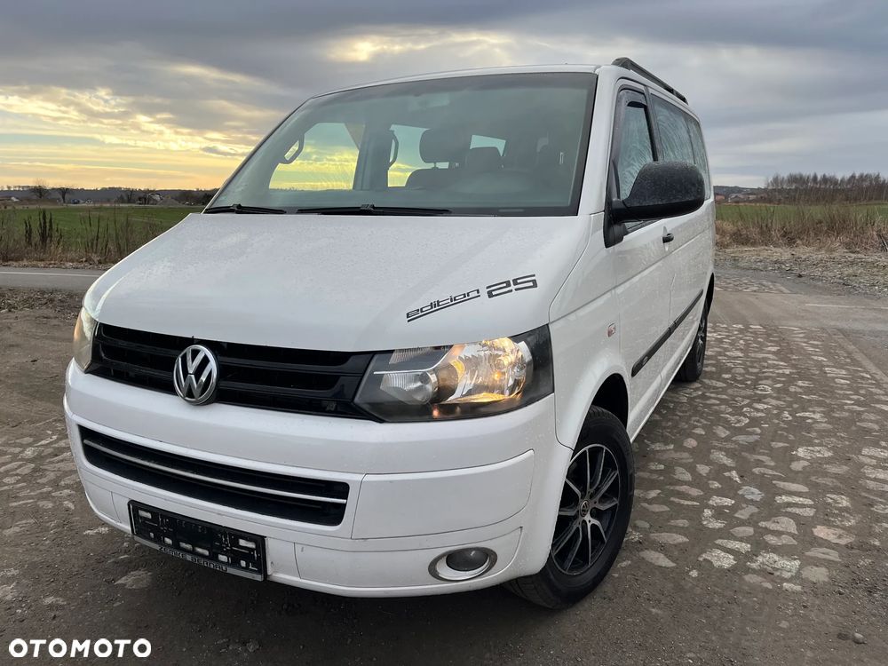 Volkswagen Caravelle - 33