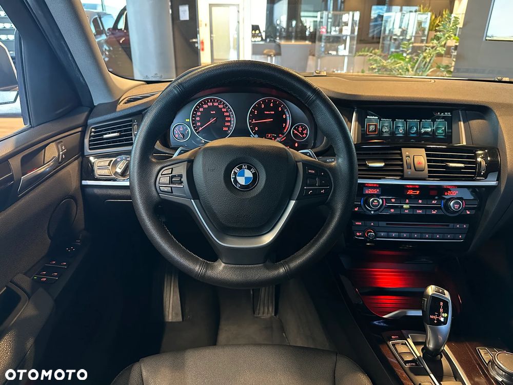 BMW X4 xDrive20i xLine - 9