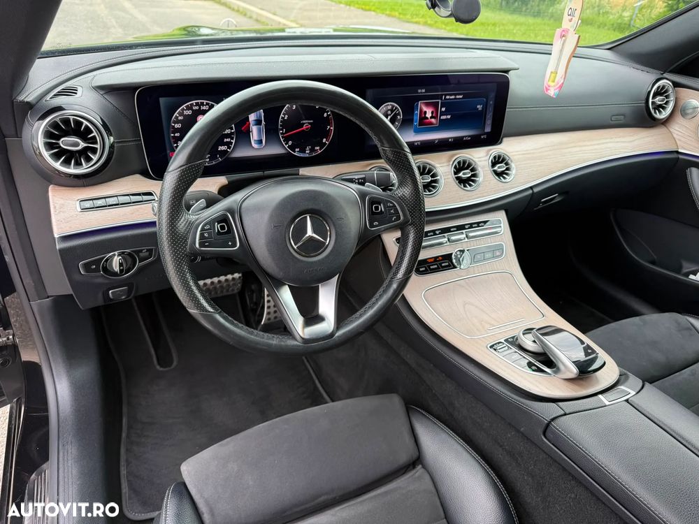 Mercedes-Benz E 300 - 5