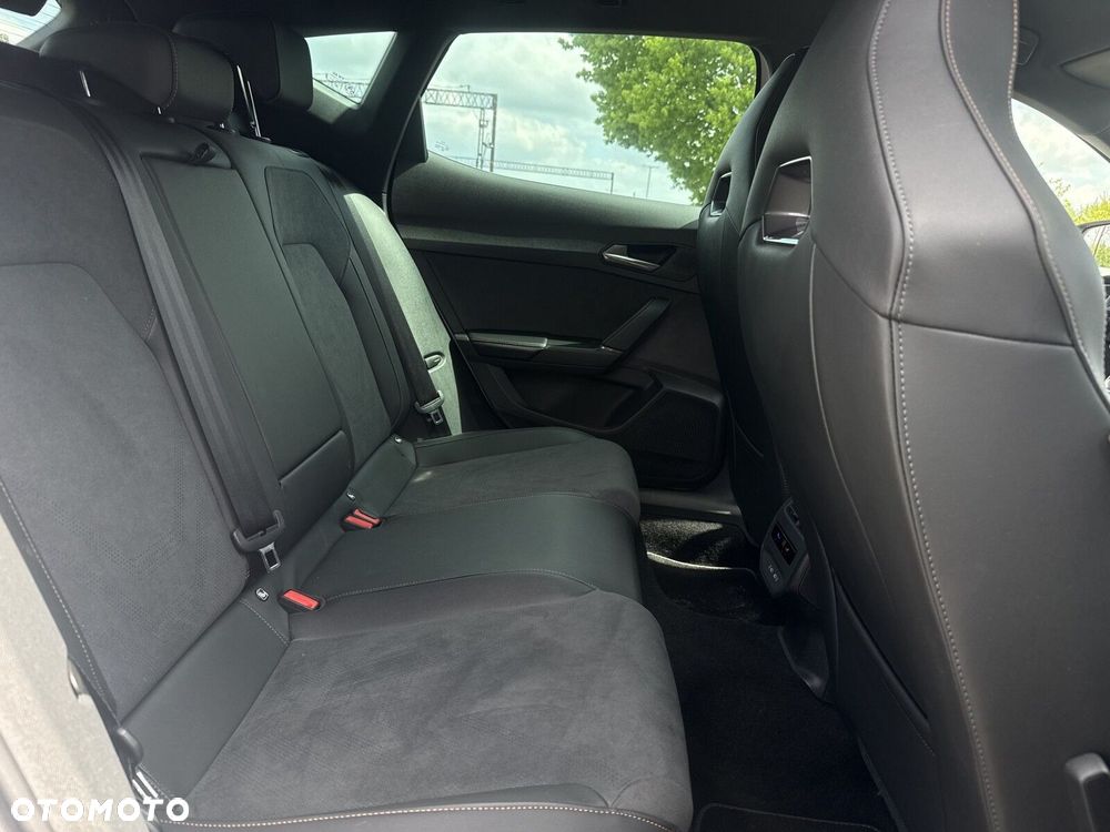 Cupra Formentor 1.5 eTSI mHEV DSG - 36