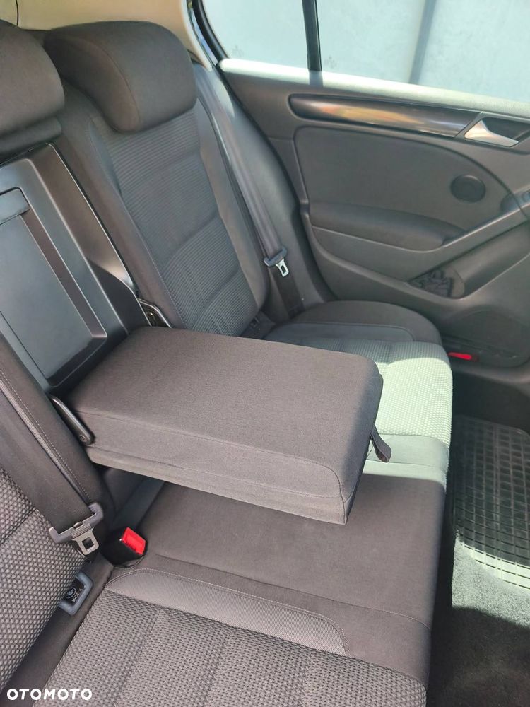 Volkswagen Golf 1.6 Comfortline - 5