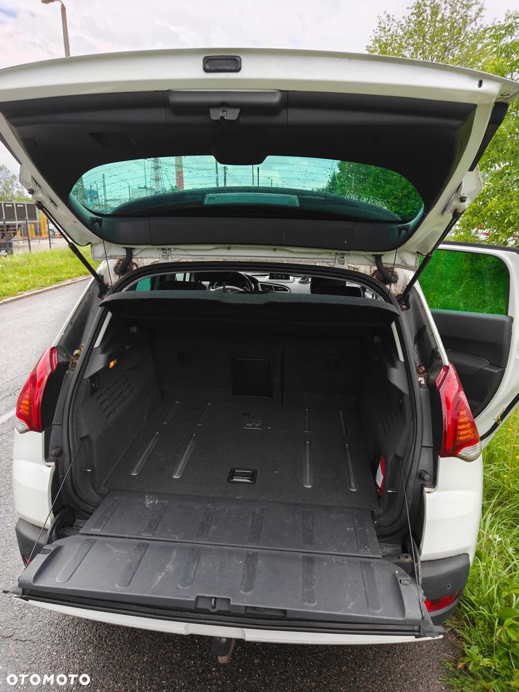 Peugeot 3008 Hybrid4 - 24