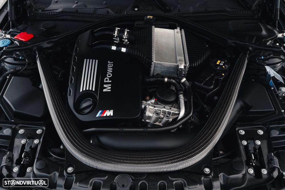 BMW M4 DKG Competition - 37