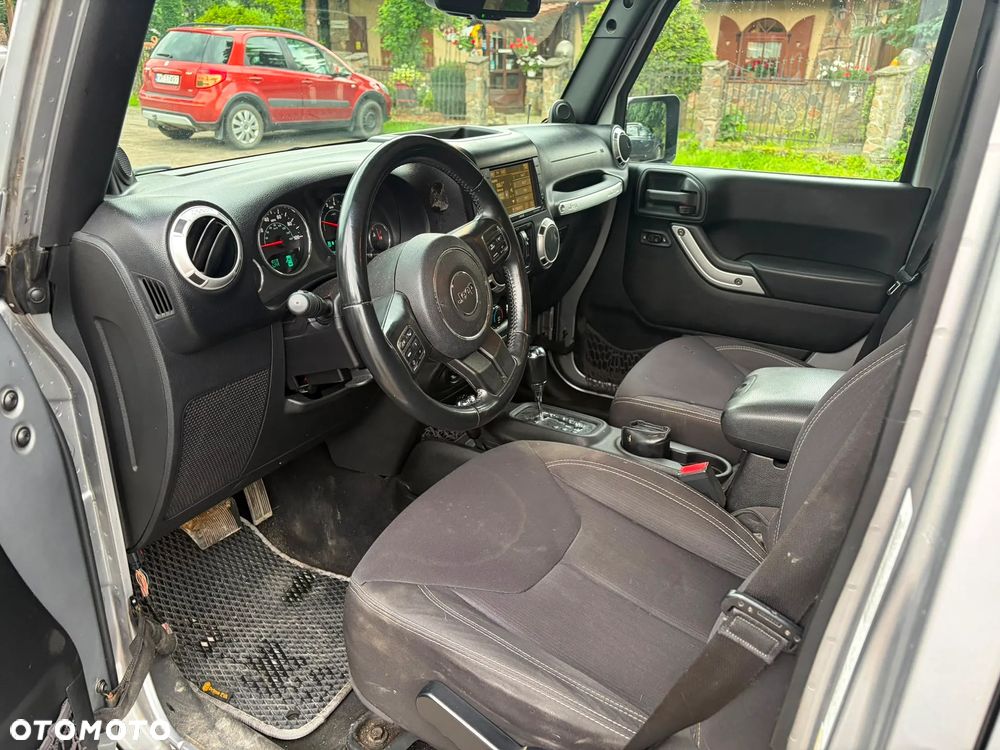 Jeep Wrangler Unlimited 3.6 Automatik Sahara - 5