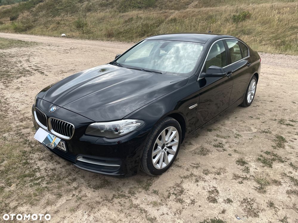 BMW Seria 5 520d xDrive - 15