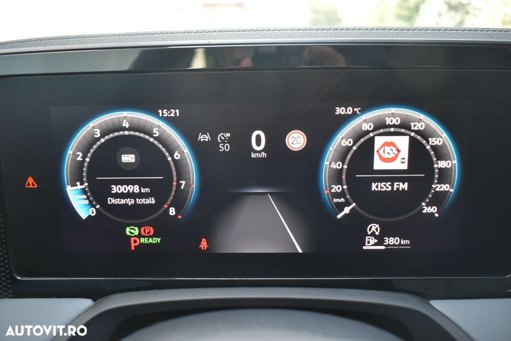 Volkswagen Passat 1.5 eTSI DSG MHEV Business - 6