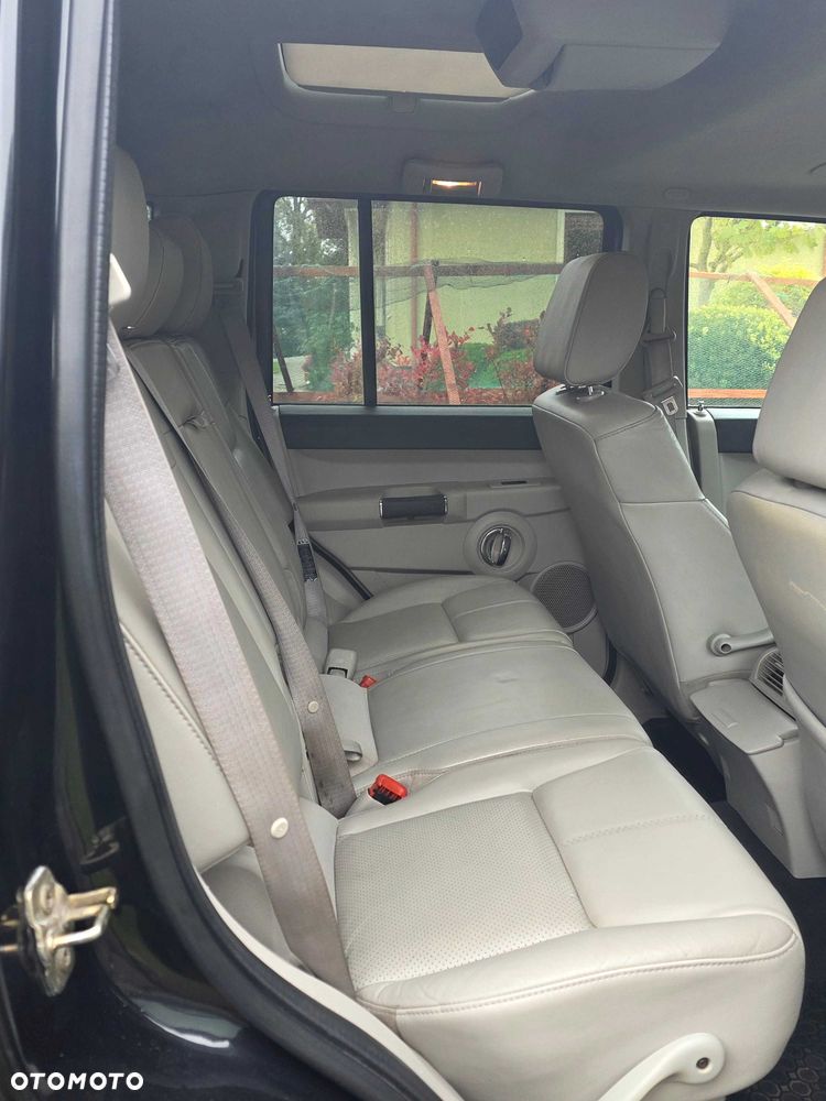 Jeep Commander - 13