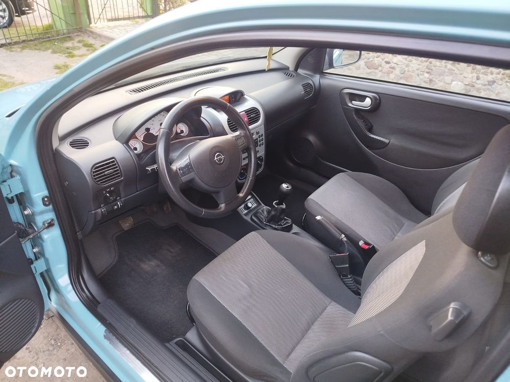 Opel Corsa 1.0 12V - 10