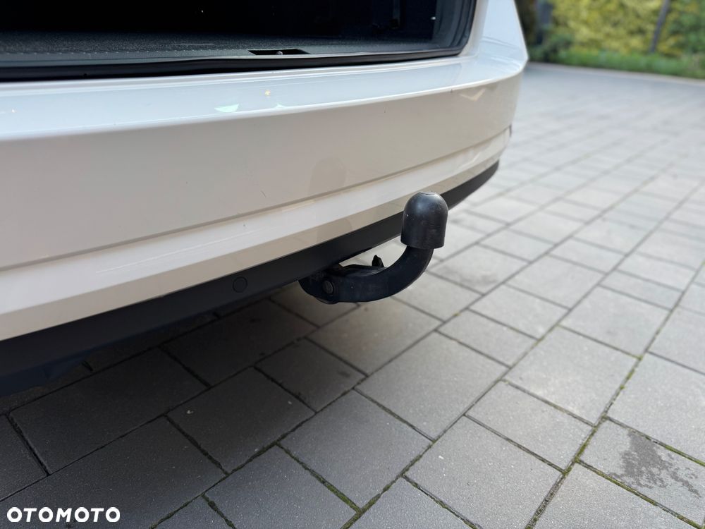 Skoda Octavia 2.0 TDI 4x4 Elegance DSG - 11
