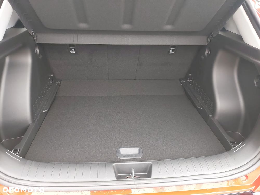 Hyundai Kona 65kWh Smart - 17