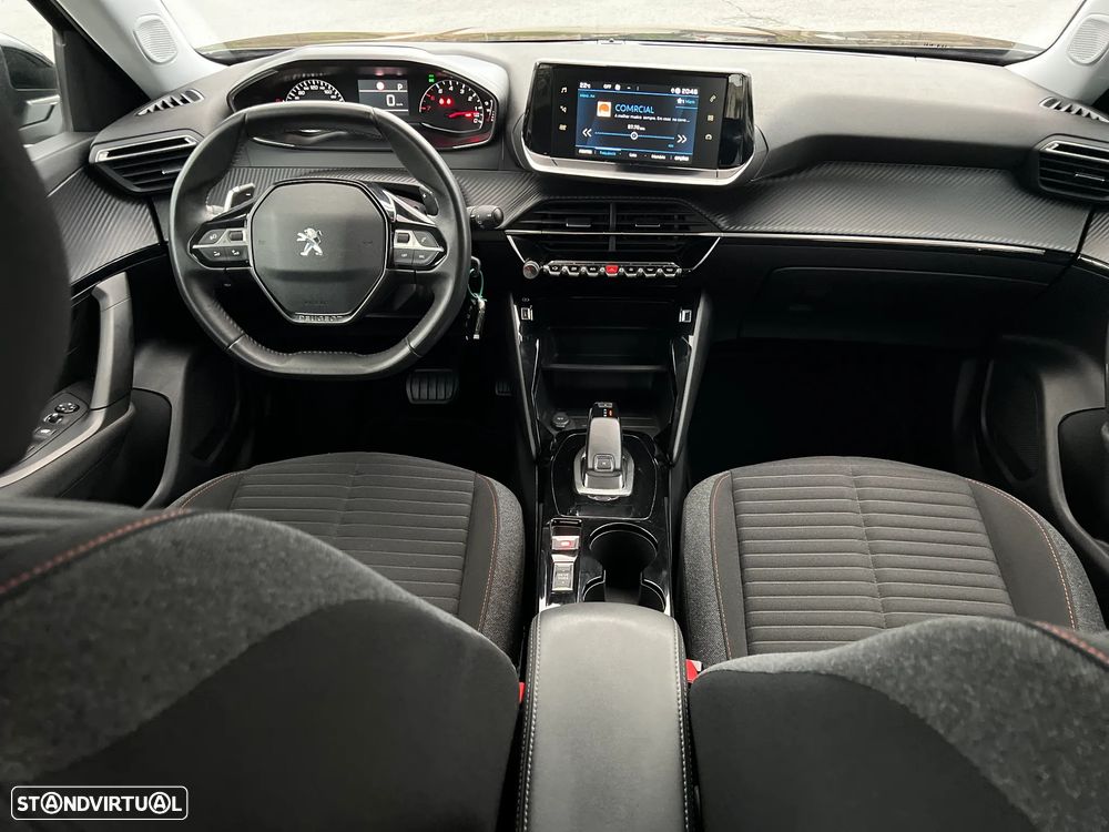 Peugeot 2008 1.2 PureTech Active Pack EAT8 - 4