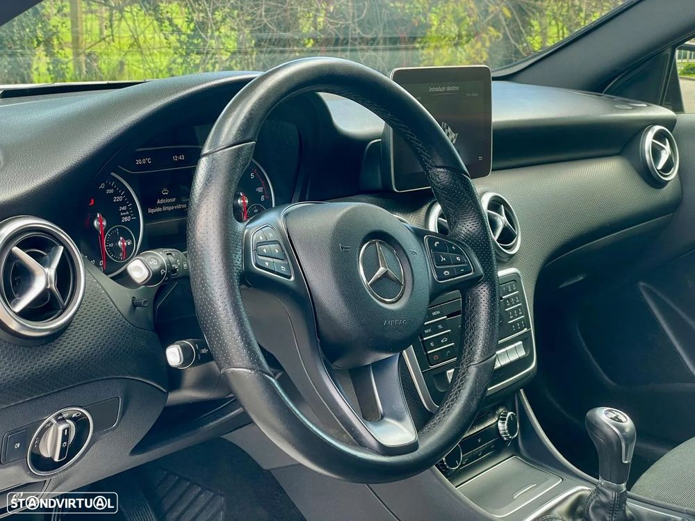 Mercedes-Benz A 180 d Urban - 6