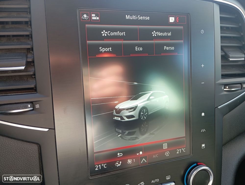 Renault Mégane Sport Tourer BLUE dCi 115 EDC BOSE EDITION - 10