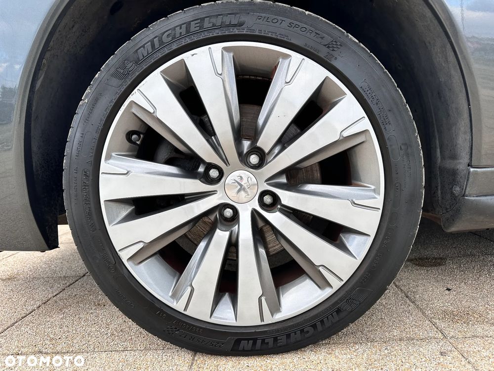 Peugeot 3008 - 25