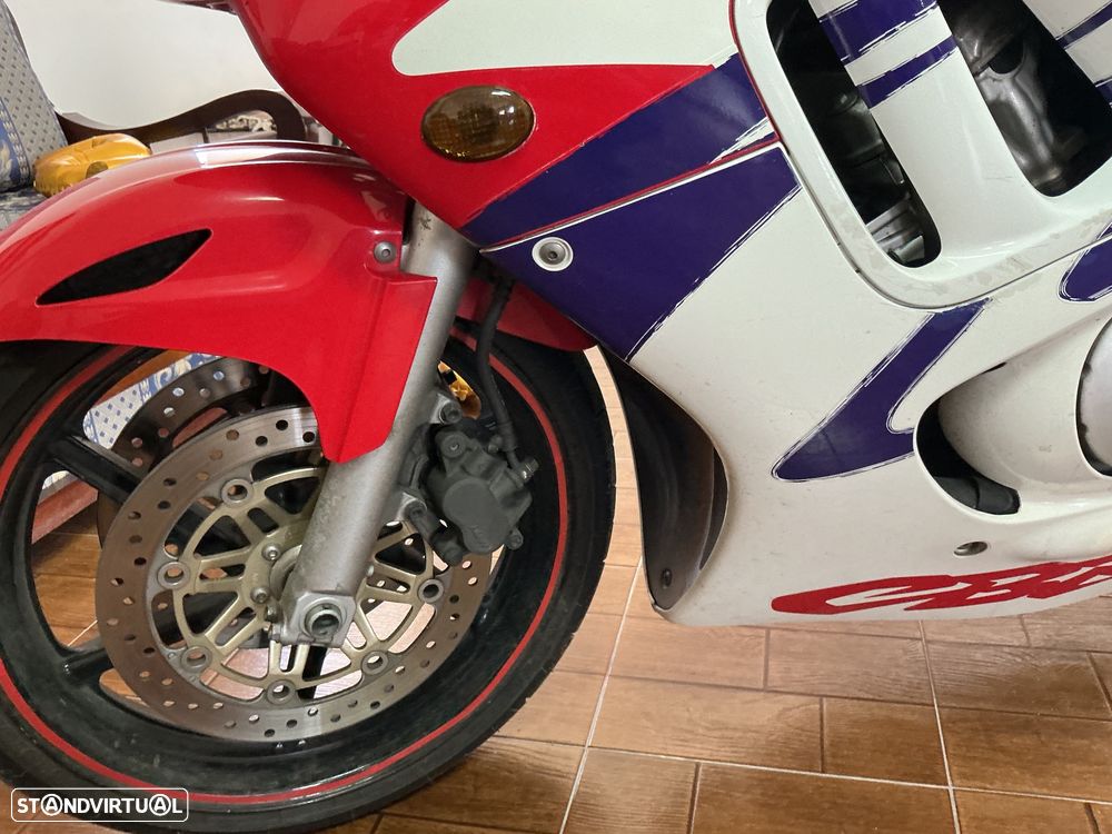 Honda CBR CBR 600F - 2
