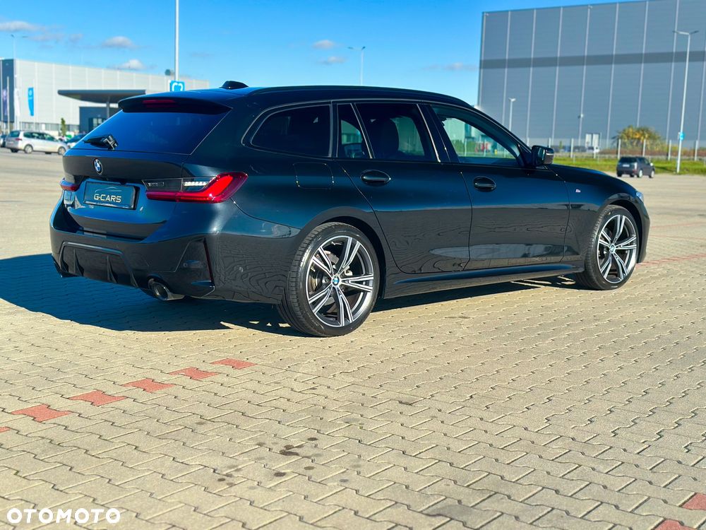 BMW Seria 3 320d Touring xDrive M Sport - 16