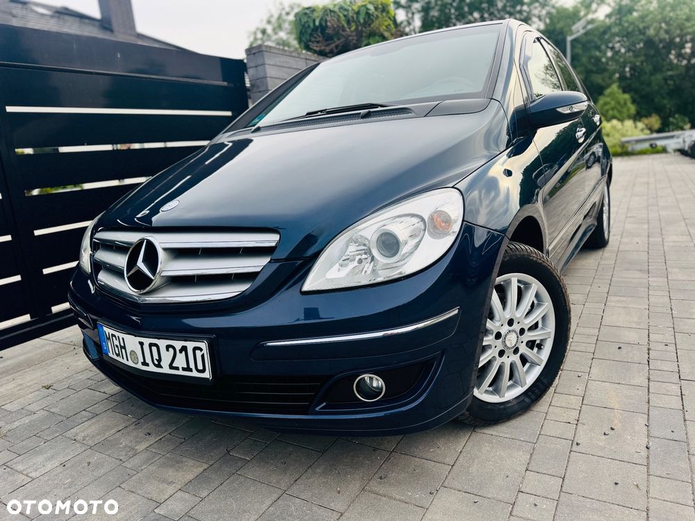 Mercedes-Benz Klasa B 200 Special Edition - 21