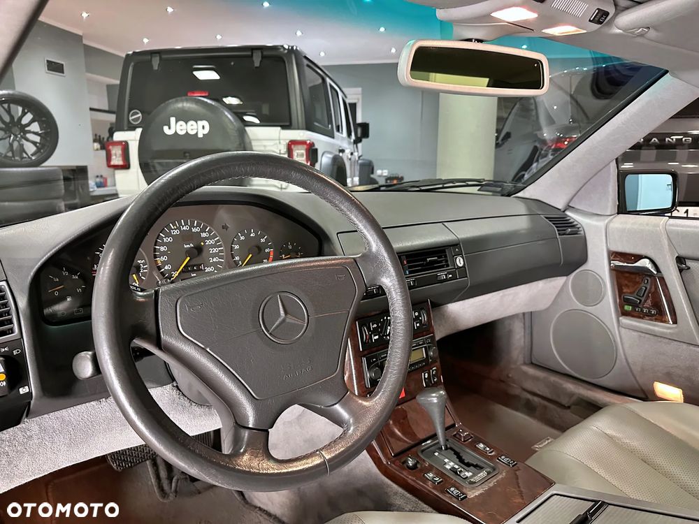 Mercedes-Benz SL - 17