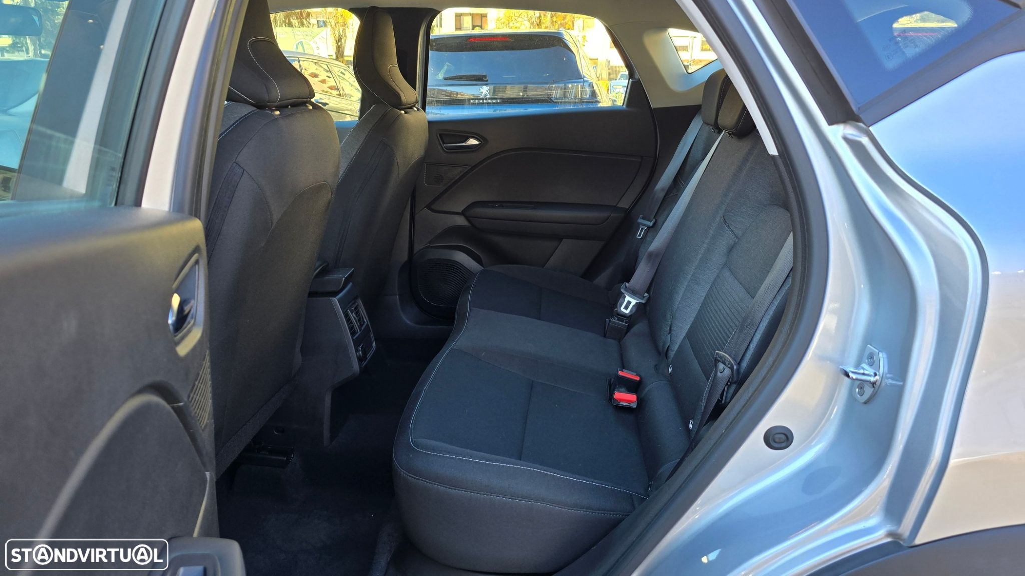 Renault Captur - 46