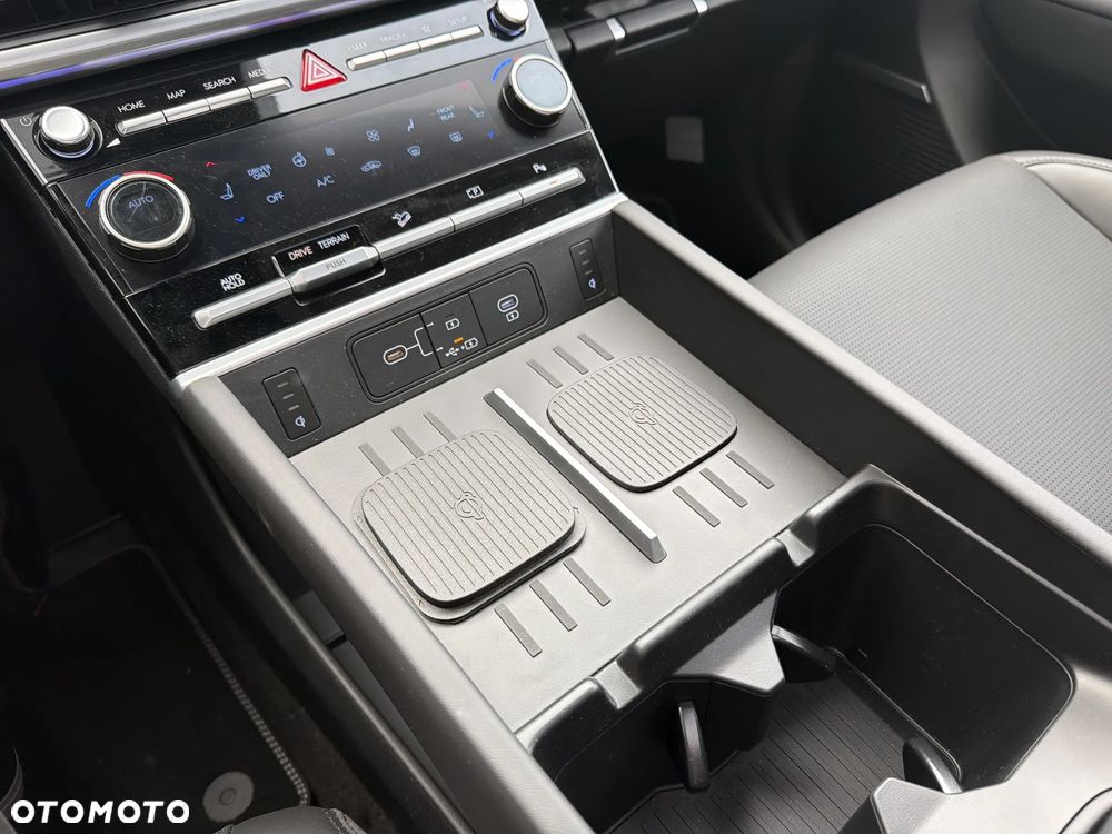 Hyundai Santa Fe 1.6 T-GDI HEV Platinum 4WD - 17