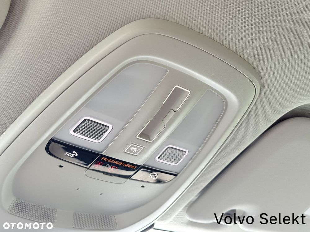 Volvo XC 60 - 30