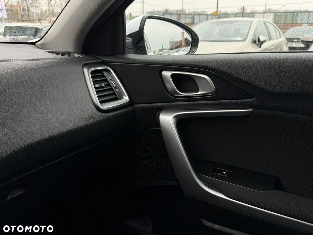 Kia Ceed 1.0 T-GDI S - 27