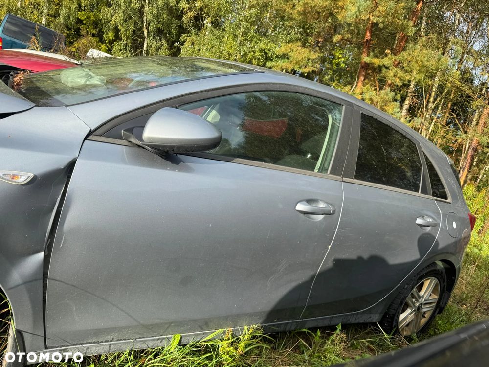 Kia Ceed 1.5 T-GDI DCT7 OPF JBL Sound Edition - 4